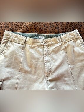 Izod Light Khaki Casual Chino Pants